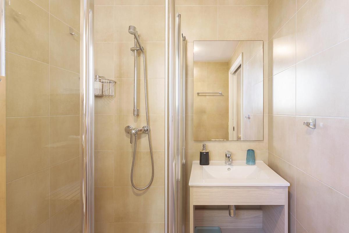 Pension Zarauz Playa ภายนอก รูปภาพ
